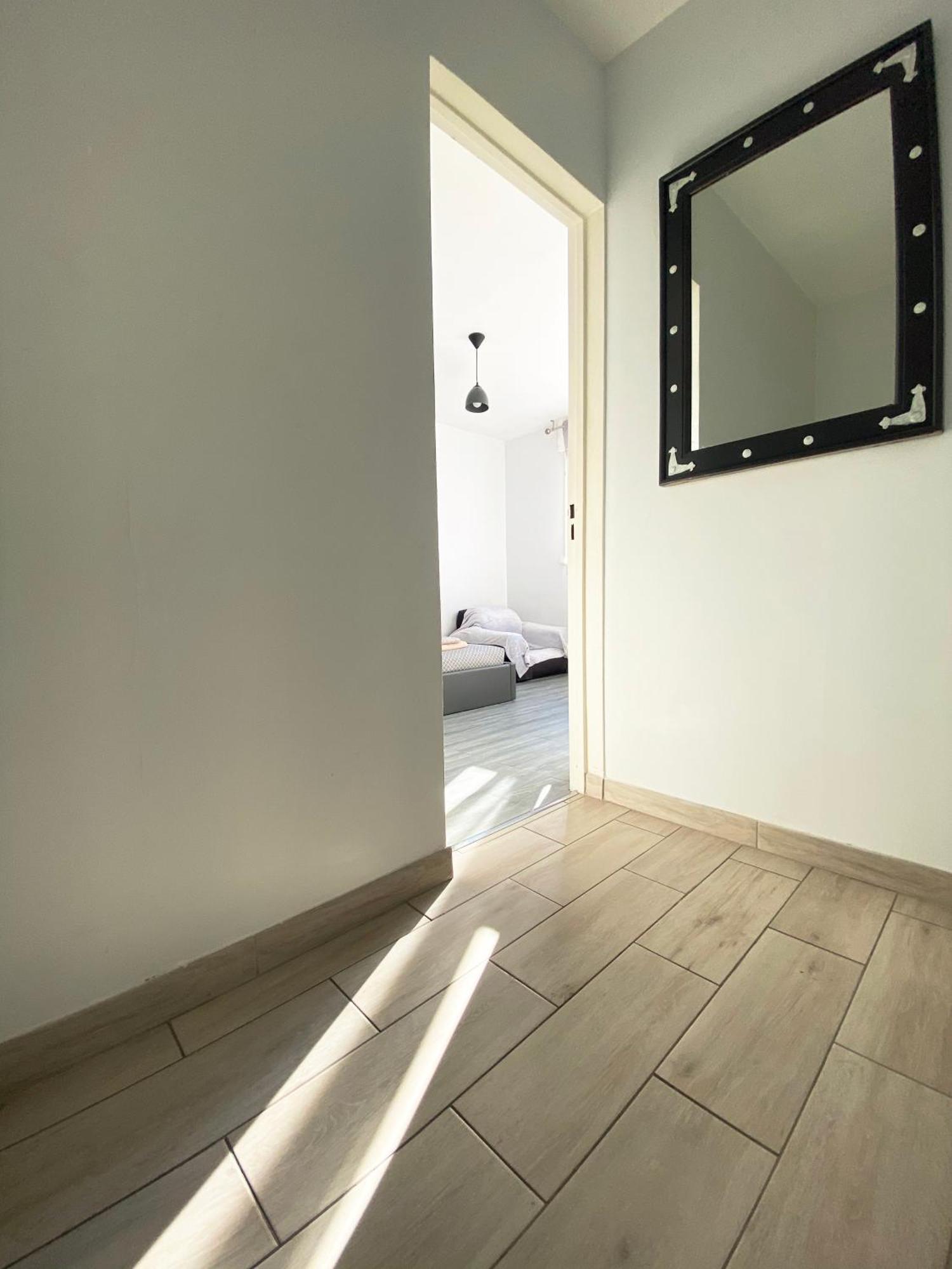 Bel 2 Pieces - 10min De La Apartment Nizza